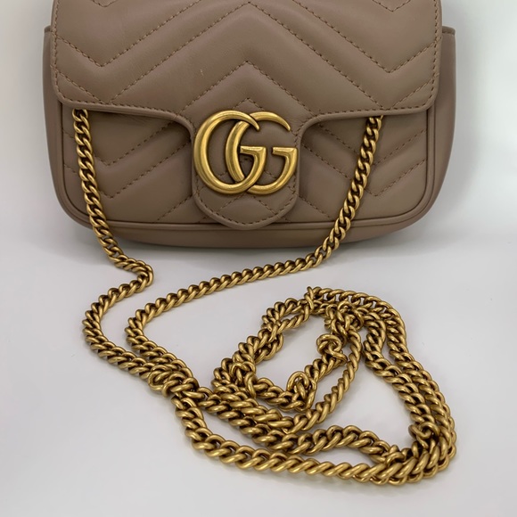 Authentic Gucci GG Marmont super mini matelassé-leather cross-body bag - Picture 8 of 9